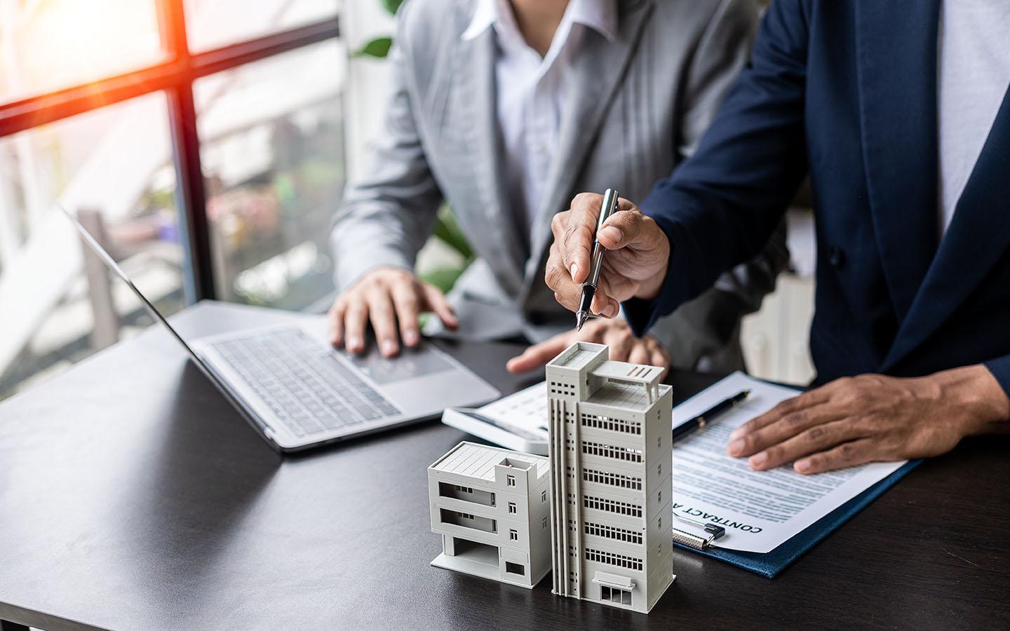 Expert Home Search & Transaction Support with Alignestuke